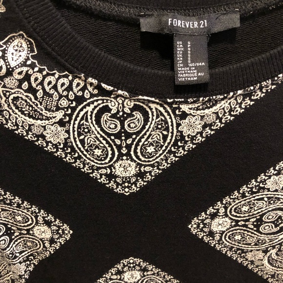 Sweatshirt - Picture 2 of 2